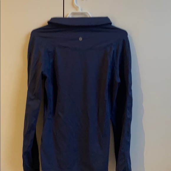 Lululemon running shirt long sleeve - Picture 2 of 2